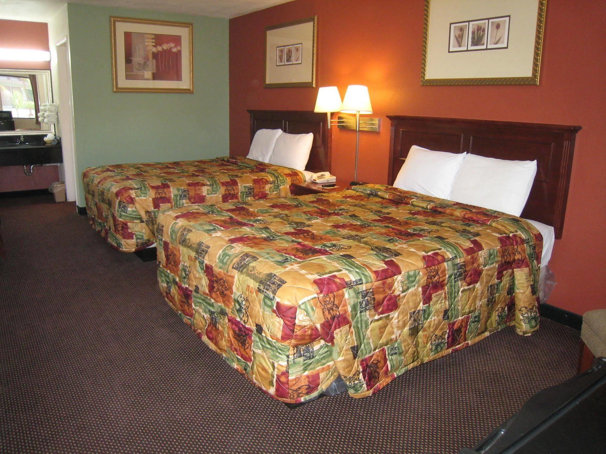Motel 8 Maricopa Экстерьер фото
